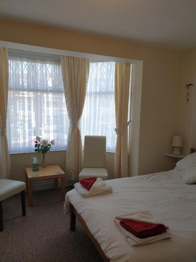 Double Room Bay Window,403123617:JPEG