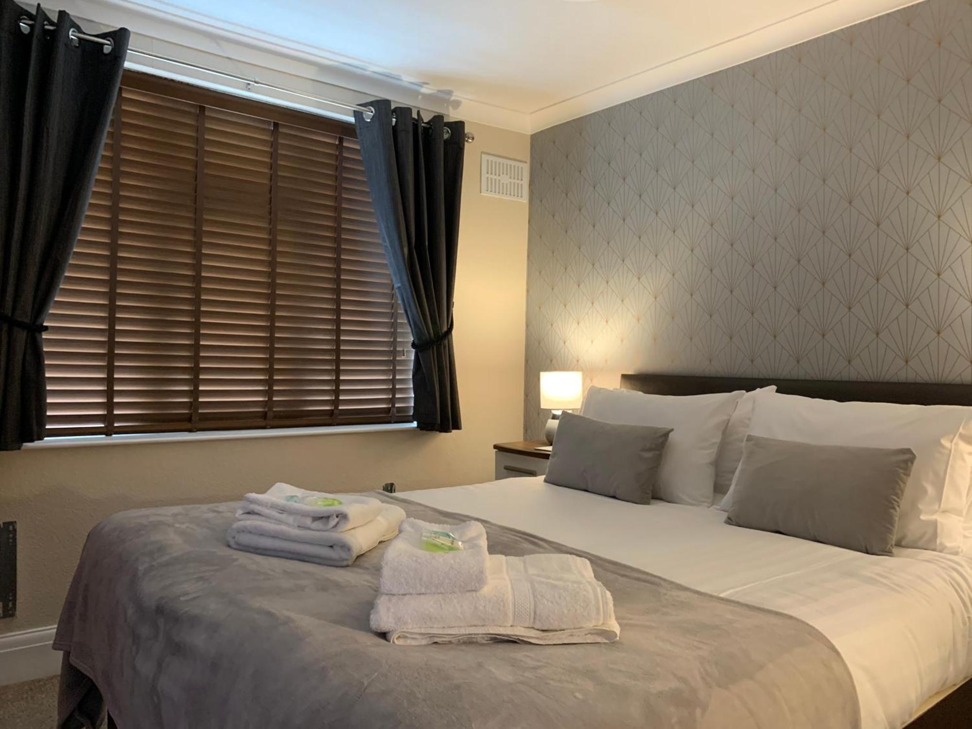 Superior Suite,1215490450:JPEG