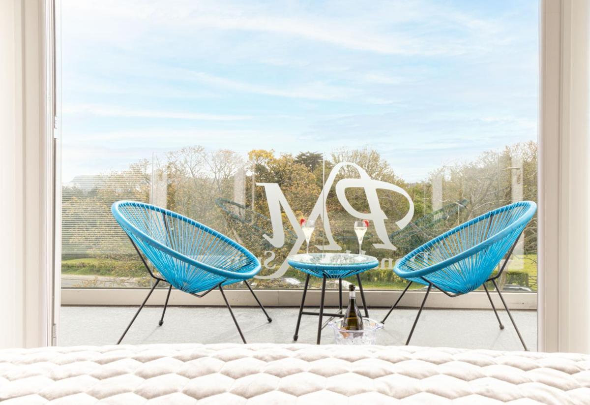 King Suite Balcony