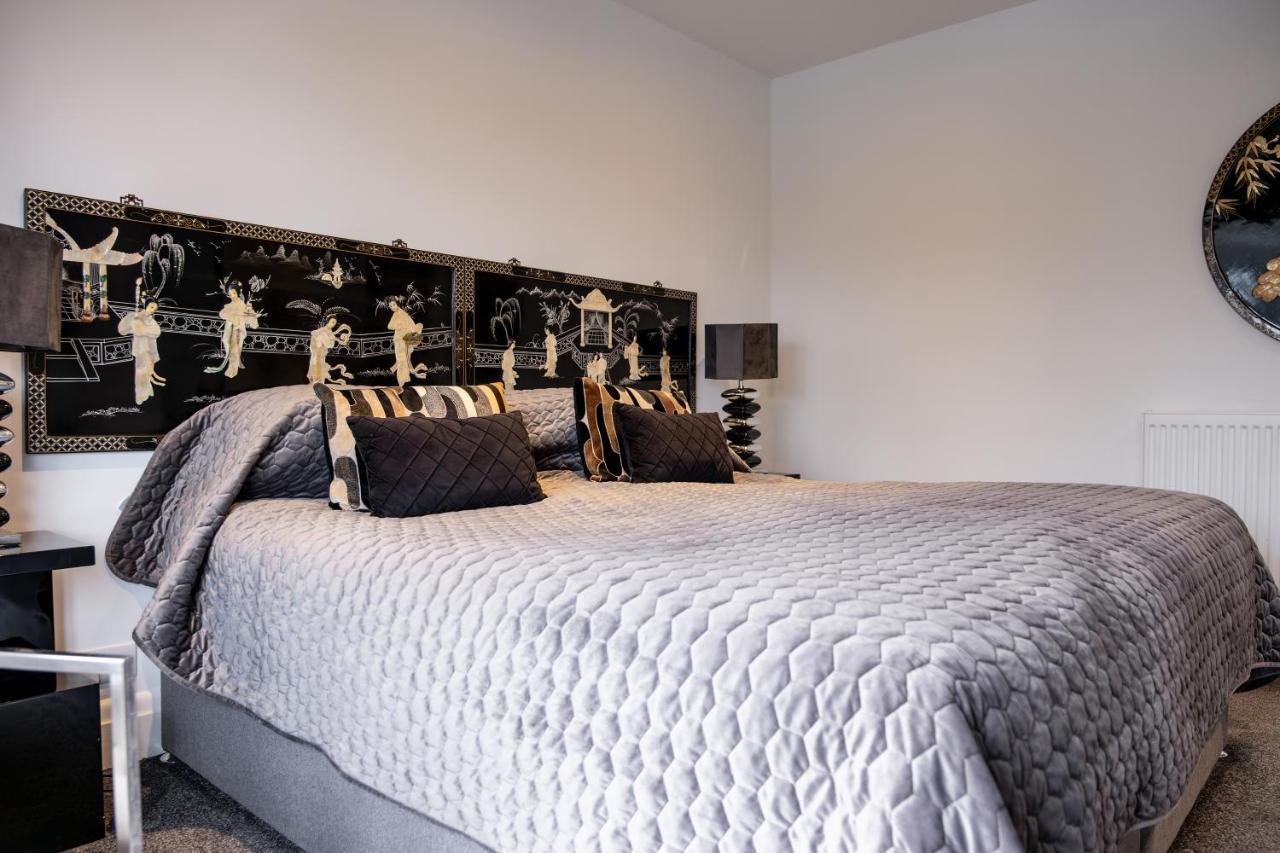 Superior King Suite