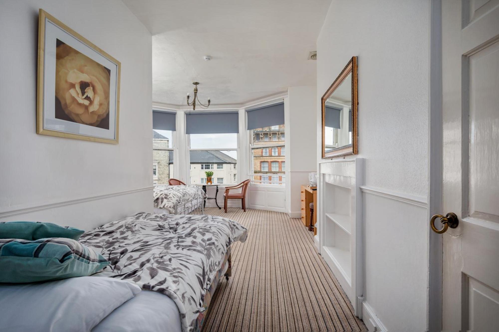 Family Room with Sea View,1553672509:JPEG