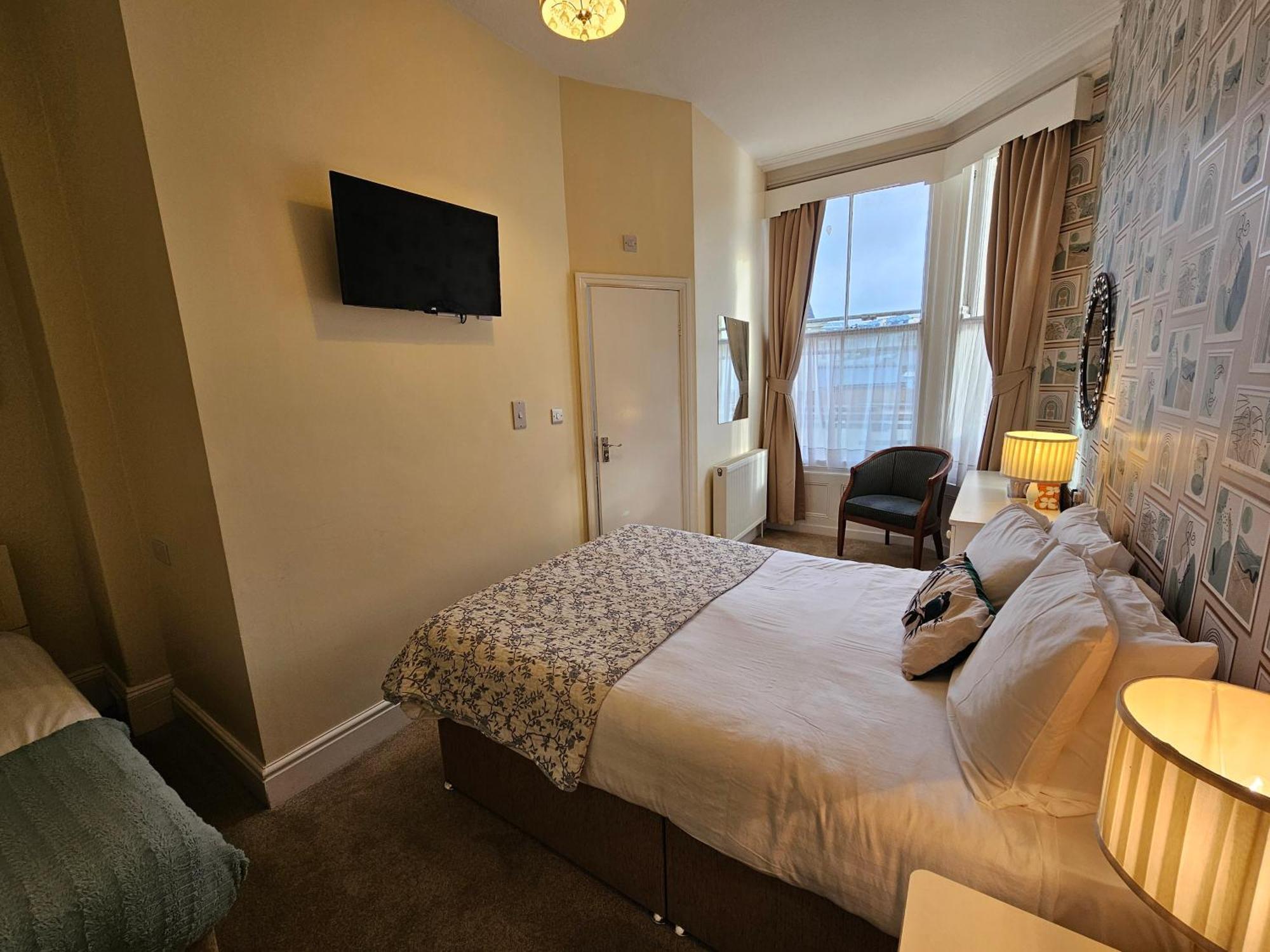 Standard Family Room