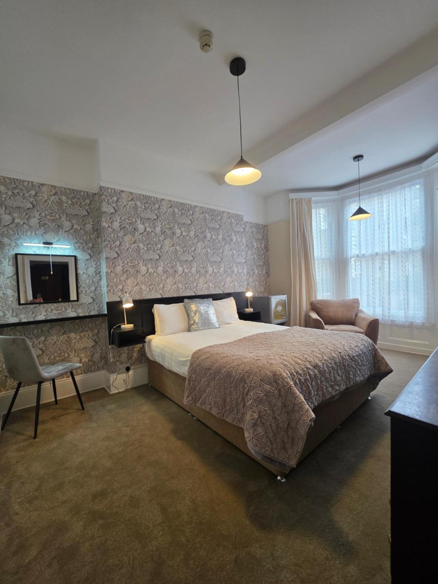 Large Double Room