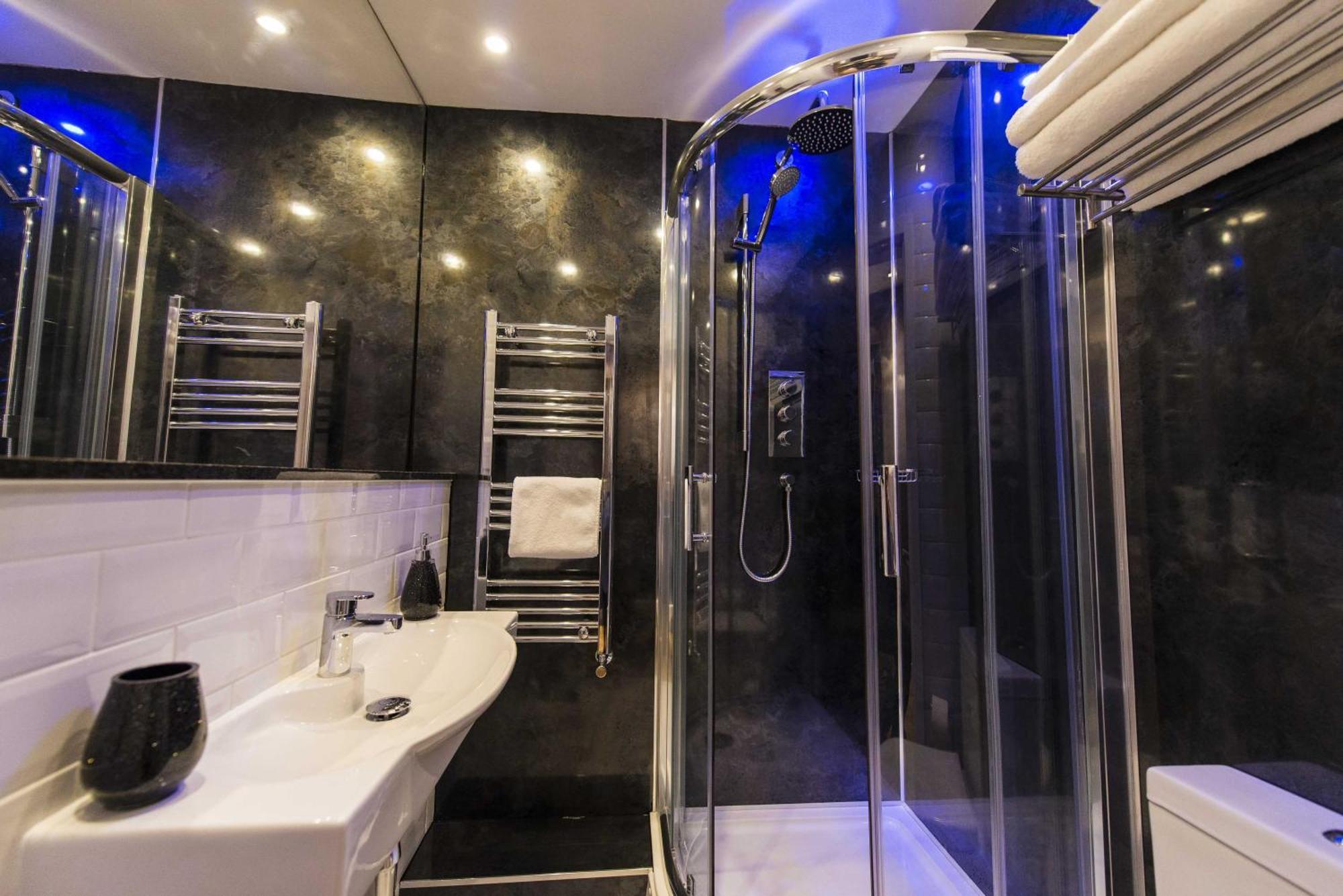 Double or Twin ensuite