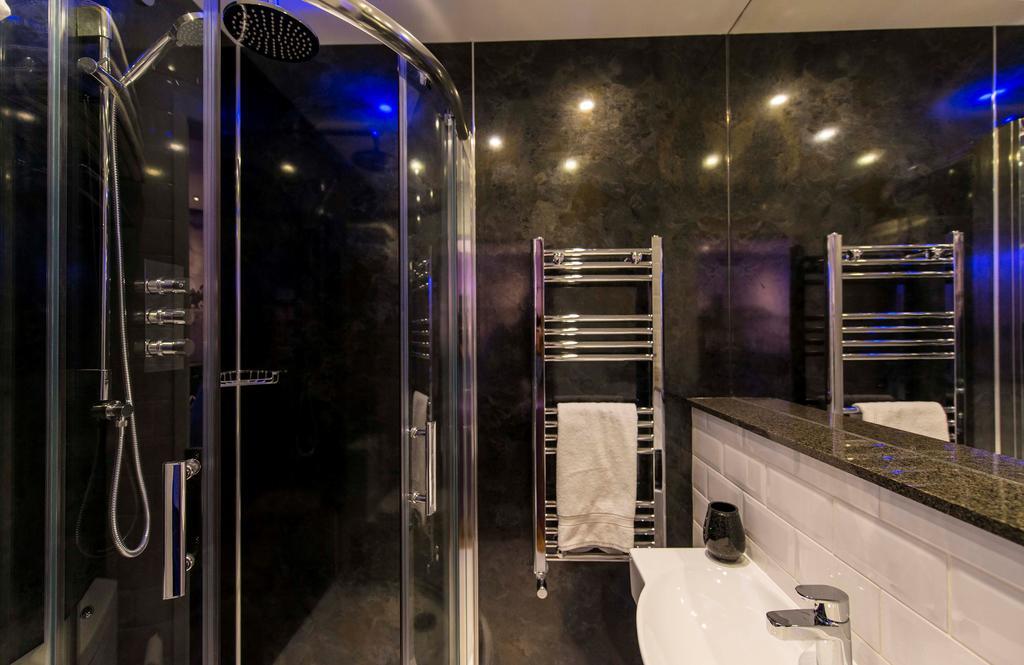 Double or Twin ensuite