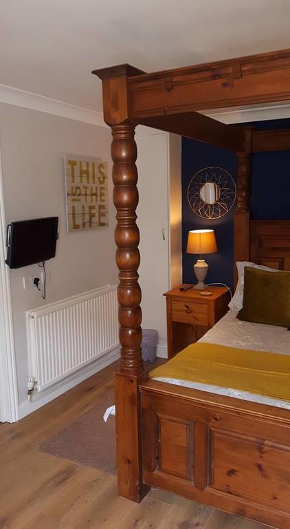 Three-Bedroom Cottage