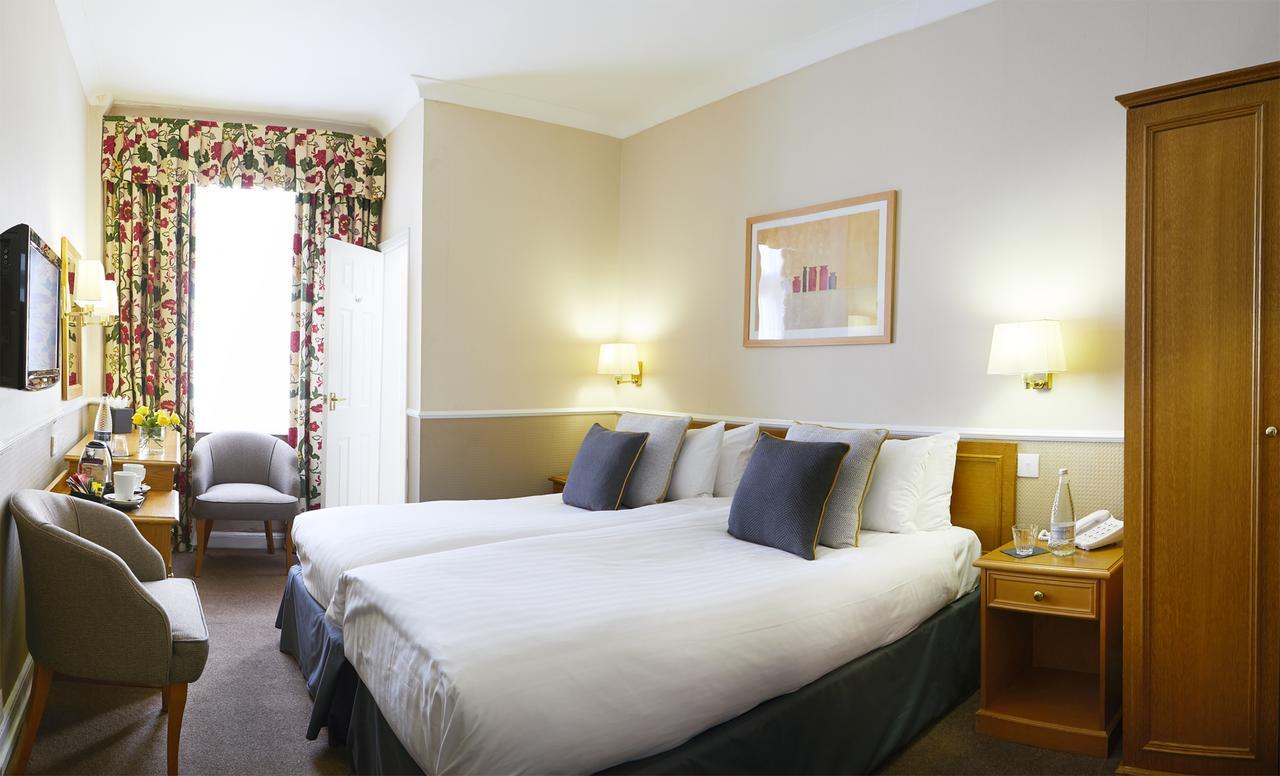 Classic Twin Room