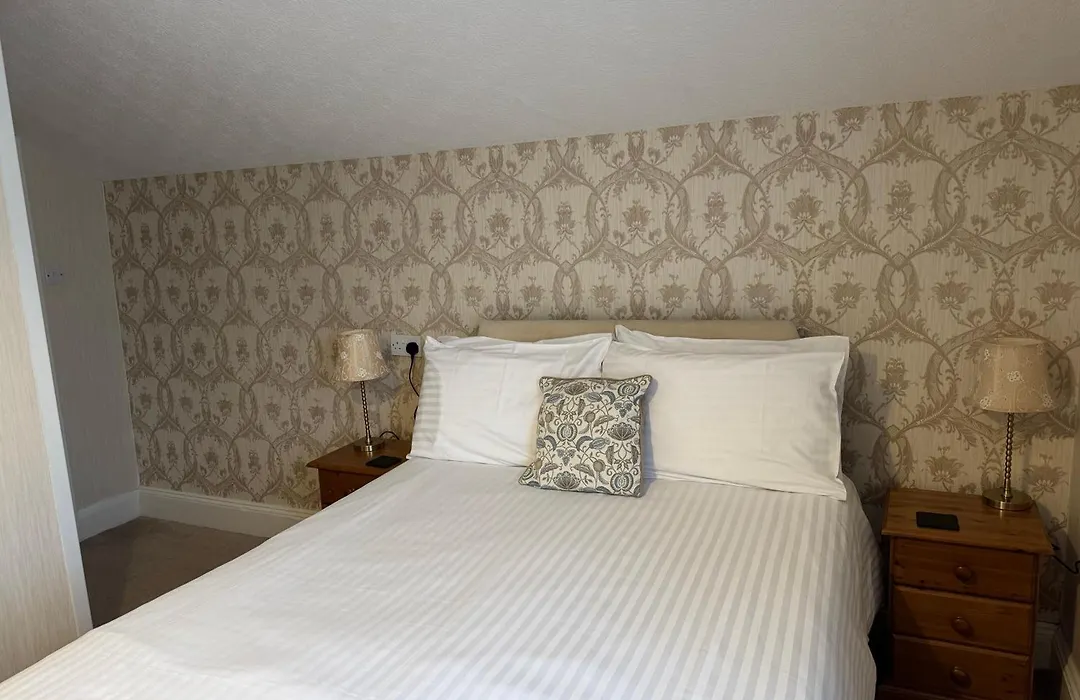 The Raincliffe Hotel-1