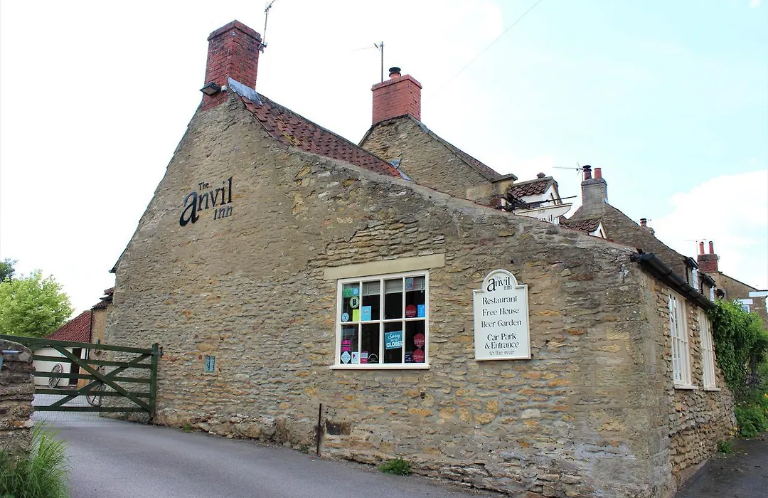 The Anvil Inn-1