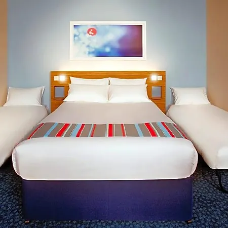 Travelodge Scarborough St Nicholas-2