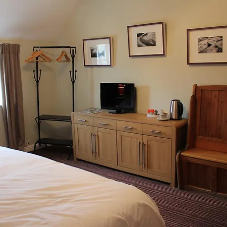 The Anvil Inn-3