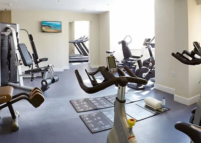 Scarborough HotelsRed Lea