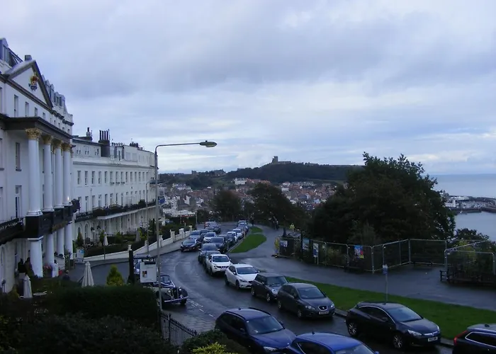Highlander Hotel Scarborough